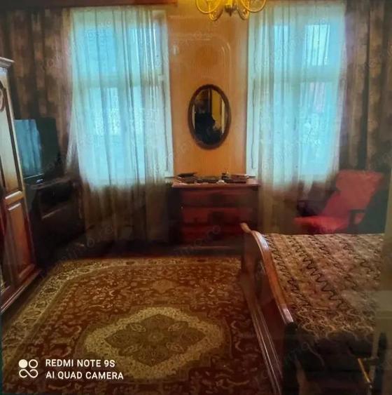 Casă cu 4 camere cu Teren 570 Mp în Central