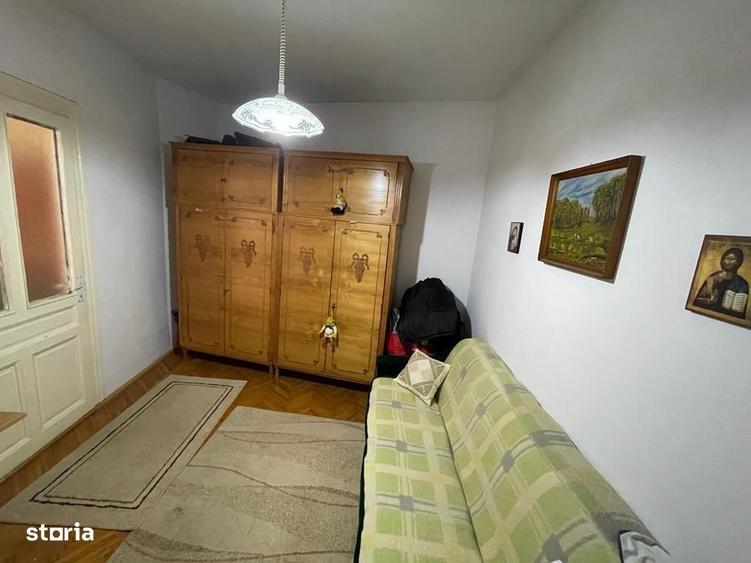 Apartament cu 4 camere în Central