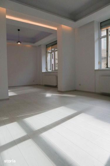 Apartament cu 3 camere în Universitate
