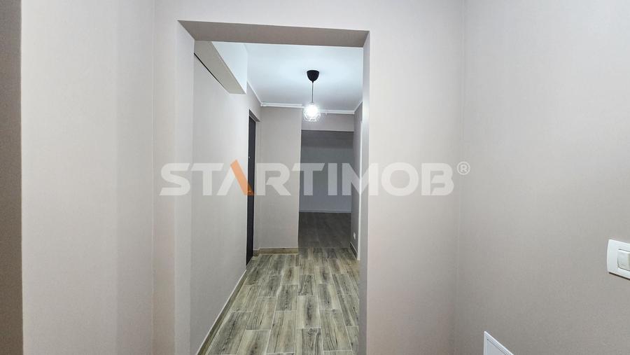 Apartament cu 3 camere decomandat, mobilat în Vlahuță