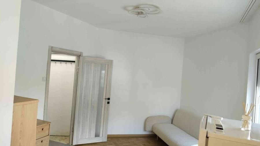 Garsonieră decomandată în Exterior Vest