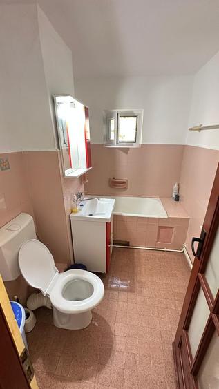 Apartament cu 2 camere decomandat în Bucovina