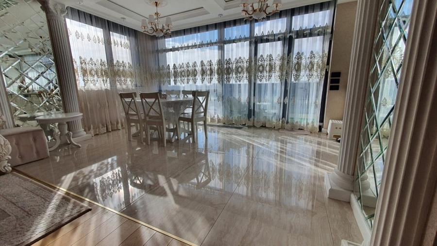 Casă individuală cu 5 camere cu Piscina în Băneasa