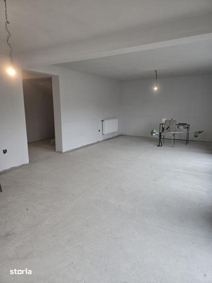 Casă cu 4 camere cu Teren 520 Mp în Central