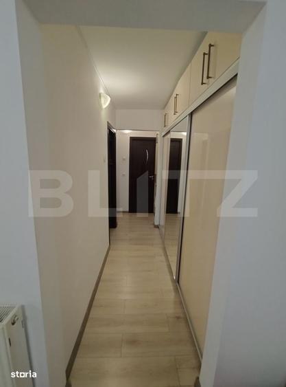 Apartament cu 3 camere decomandat în 1 Mai