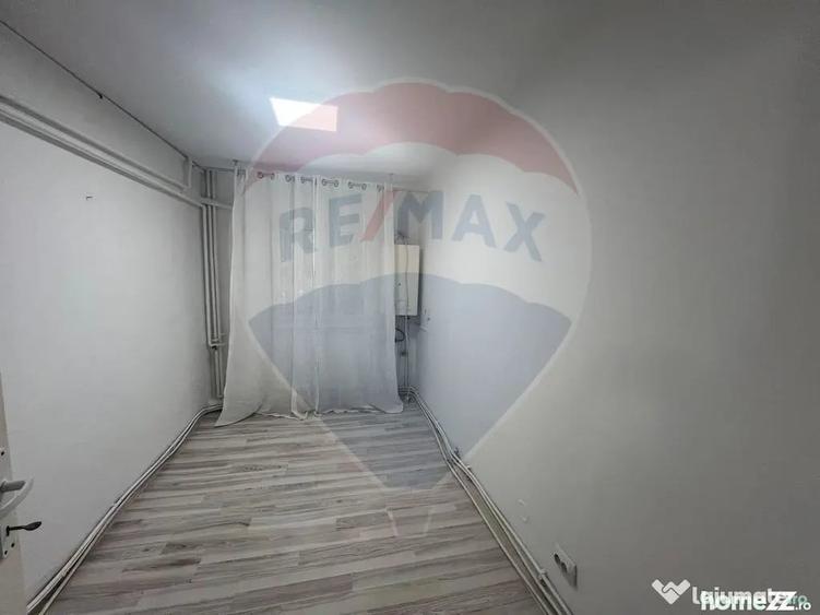 Spațiu comercial, de 60 mp, în Central