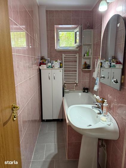 Apartament cu 2 camere nedecomandat în George Enescu