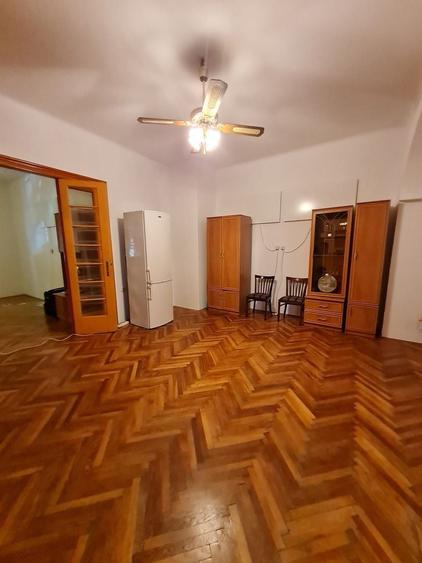 Apartament cu 2 camere semidecomandat, mobilat în Ultracentral