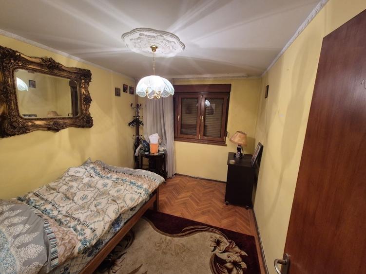 Apartament cu 2 camere decomandat în Drumul Taberei