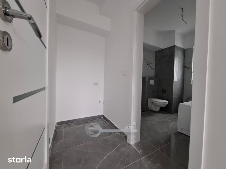 Apartament cu 3 camere decomandat în Galata