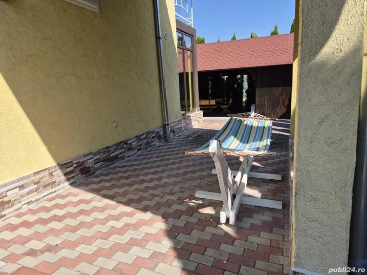 Casă cu 3 camere cu Teren 550 Mp în Central