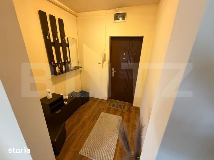 Apartament cu 3 camere decomandat în Micro 17
