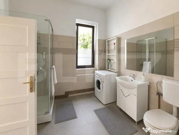Casă cu 3 camere cu Teren 300 Mp în Central