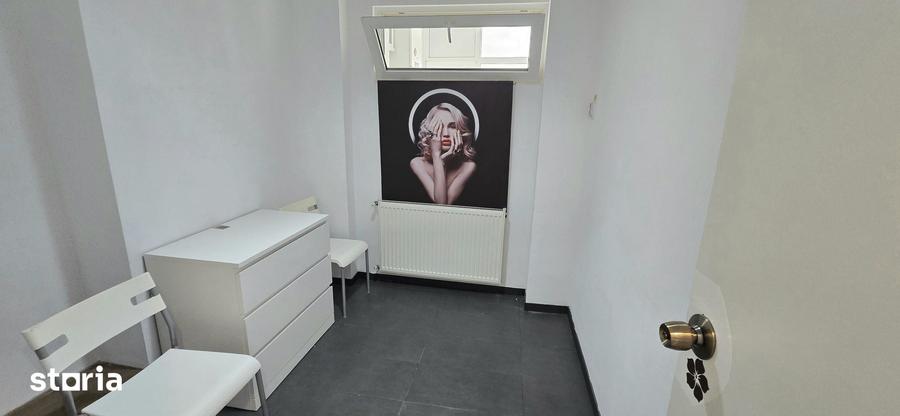 Apartament cu 4 camere în Moșilor