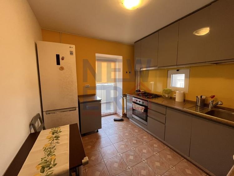 Apartament cu 3 camere decomandat, mobilat în 1 Mai