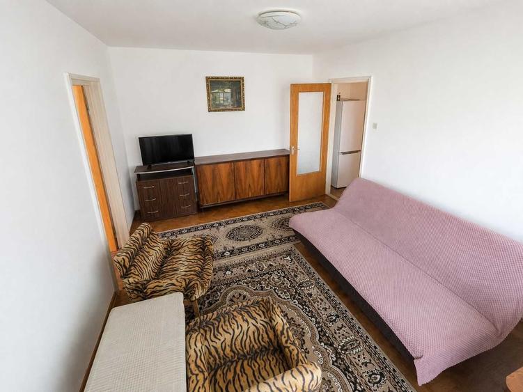 Apartament cu 2 camere semidecomandat în Drumul Carului