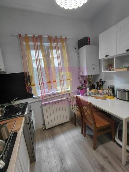 Apartament cu 2 camere decomandat în Foișorul de Foc