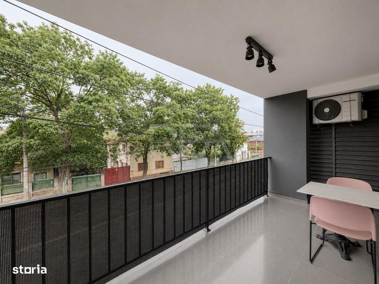 Apartament cu 2 camere decomandat în Jiului