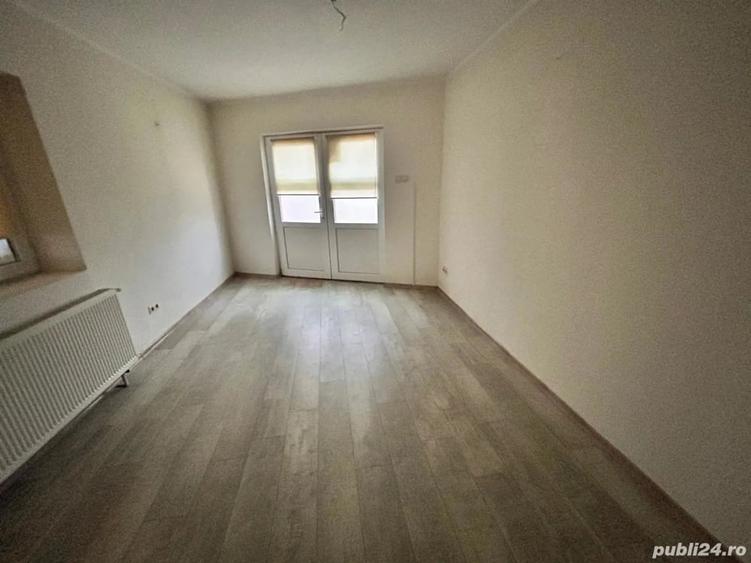 Spațiu comercial, de 90 mp, în Central