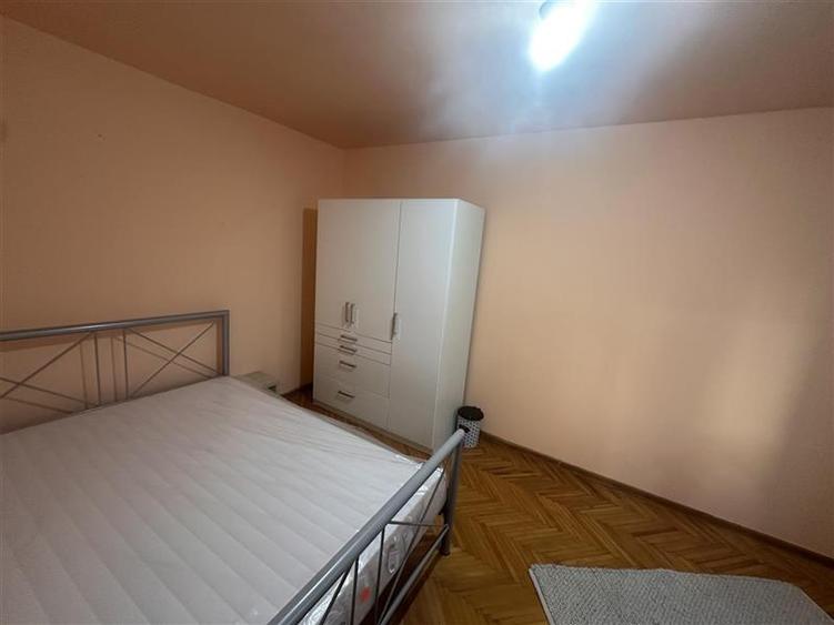 Apartament cu 2 camere nedecomandat, mobilat în Girocului