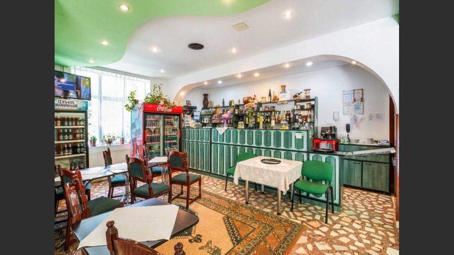 Hotel/Pensiune, de 1,404 mp, în Durău
