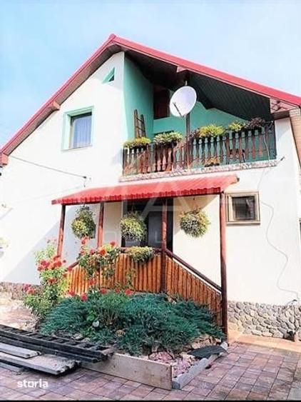 Casă cu Teren 250 Mp în Central