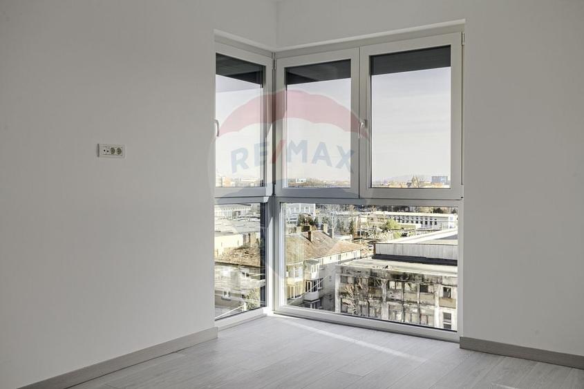 Apartament cu 3 camere decomandat în UTA