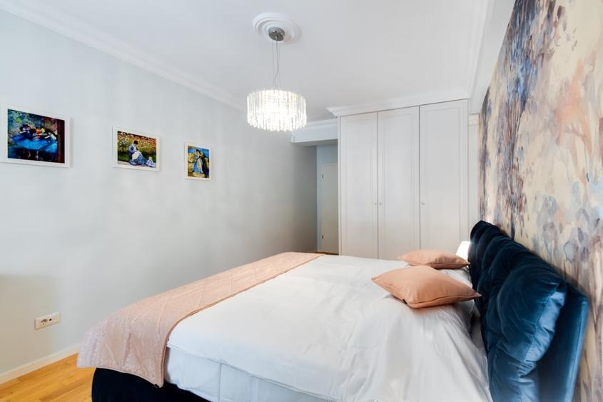 Apartament cu 2 camere decomandat în Calea Victoriei