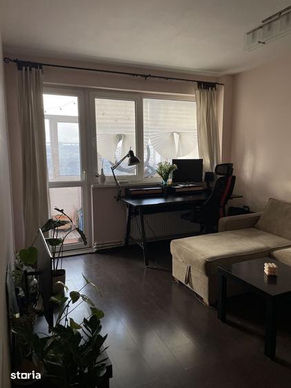 Apartament 2 camere, semidecomandat - Al.Obregia/Sudului, etaj 6 - 4