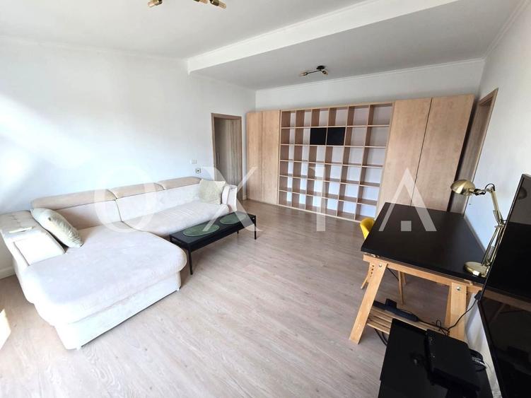 Apartament cu 2 camere semidecomandat, mobilat în Giroc