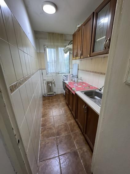 Apartament cu 2 camere semidecomandat în Malu Roșu