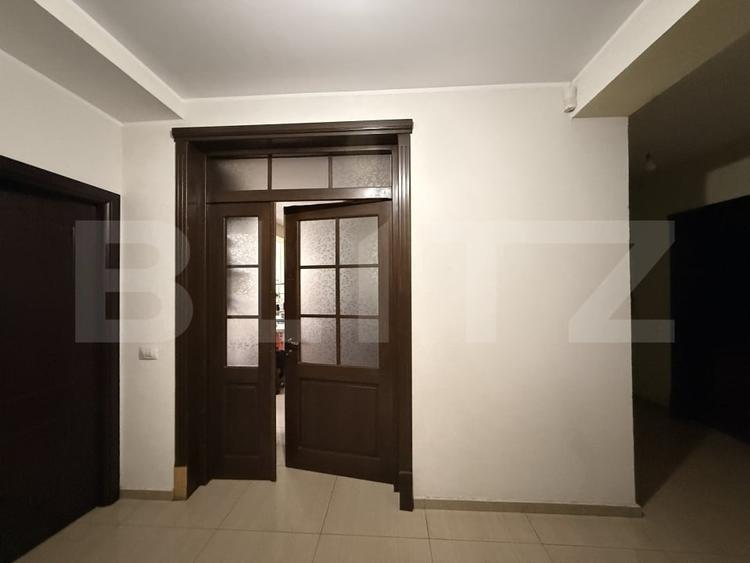 Casă individuală cu 5 camere cu Canalizare în Exterior Est