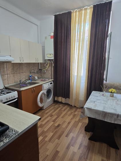 Apartament cu 2 camere decomandat, mobilat în Copou
