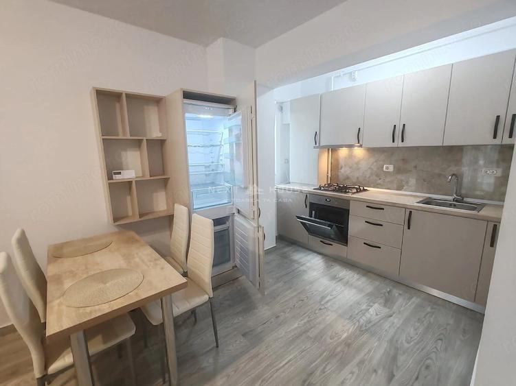 Apartament cu 2 camere decomandat în Parcul Carol