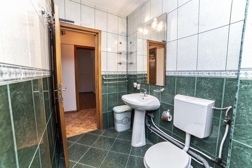 Apartament cu 3 camere decomandat, mobilat în Lujerului