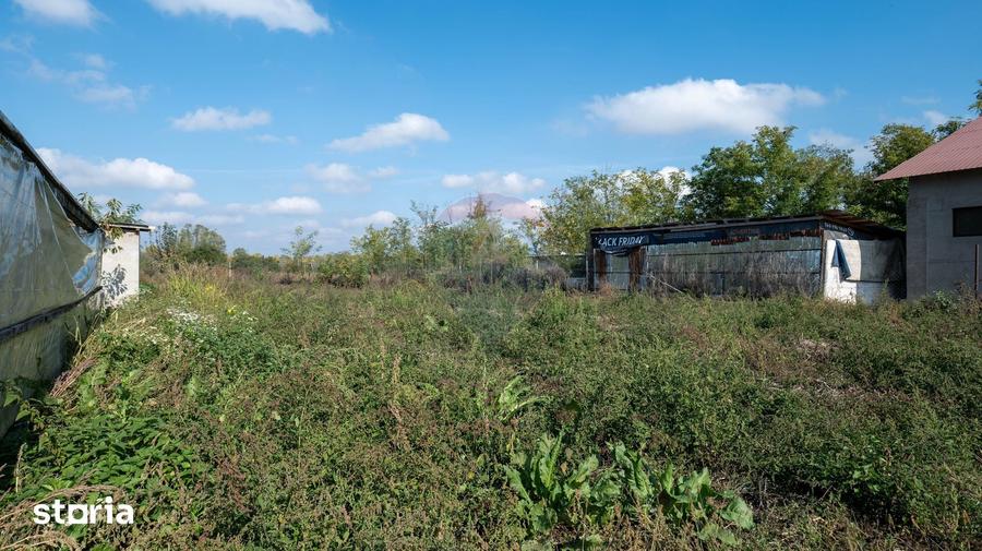 Casă cu 3 camere cu Teren 1045 Mp în Corbii Mari