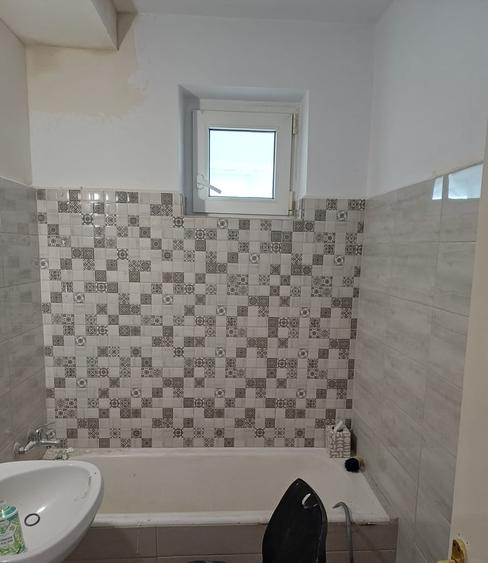 Apartament semidecomandat în Lujerului