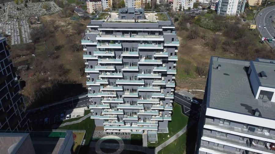 Apartament cu 3 camere decomandat în Zorilor