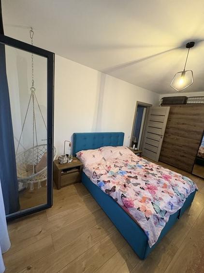 Apartament cu 2 camere semidecomandat în Florești