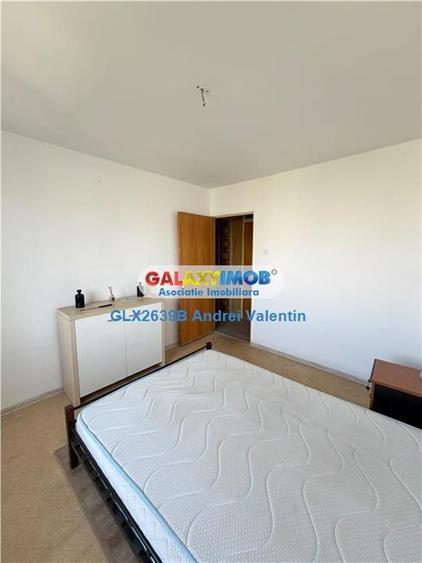 Apartament cu 3 camere decomandat, mobilat în Berceni