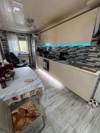Apartament cu 3 camere decomandat în City Park Mall