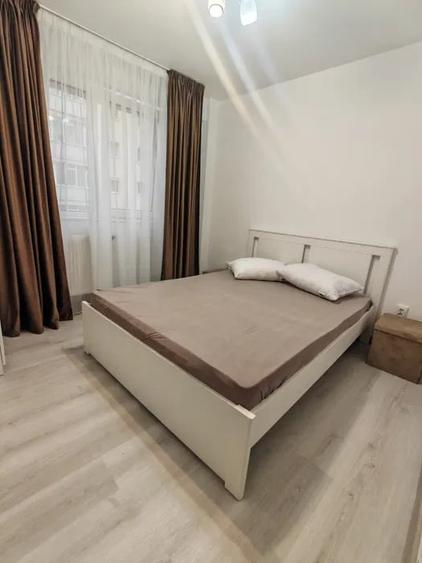 Apartament cu 2 camere decomandat, mobilat în Doamna Ghica