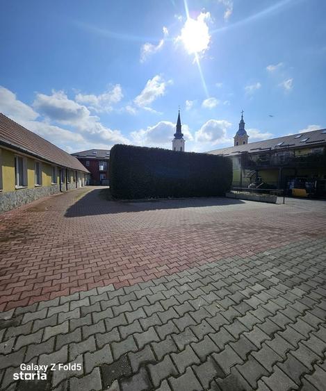 Spațiu comercial, de 220 mp, în Biharia
