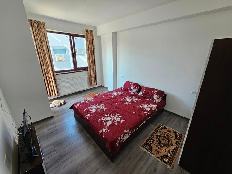 Duplex cu 4 camere cu Canalizare în Central