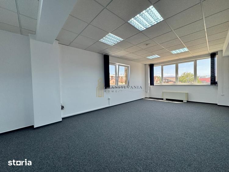 Spațiu comercial, de 20 mp, în Șelimbăr