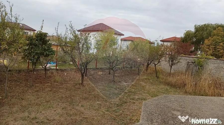 Casă cu 3 camere cu Teren 570 Mp în Săftica