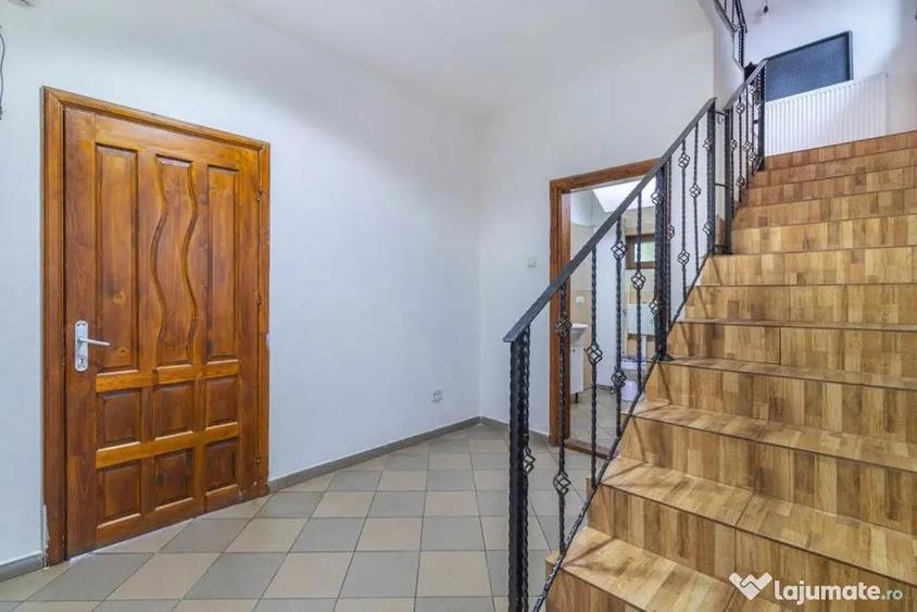 Spațiu comercial, de 100 mp, în Vidra