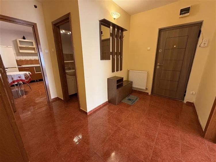 Apartament cu 4 camere decomandat în Ultracentral