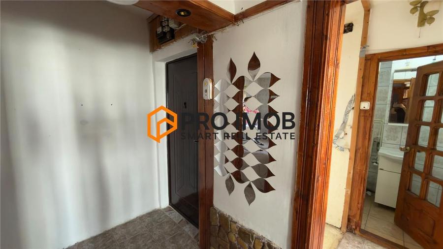 Apartament cu 2 camere decomandat, mobilat în Unirii Sud