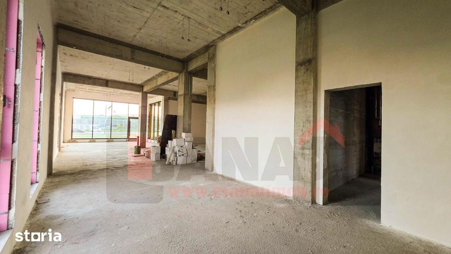 Spațiu comercial, de 262 mp, în Central
